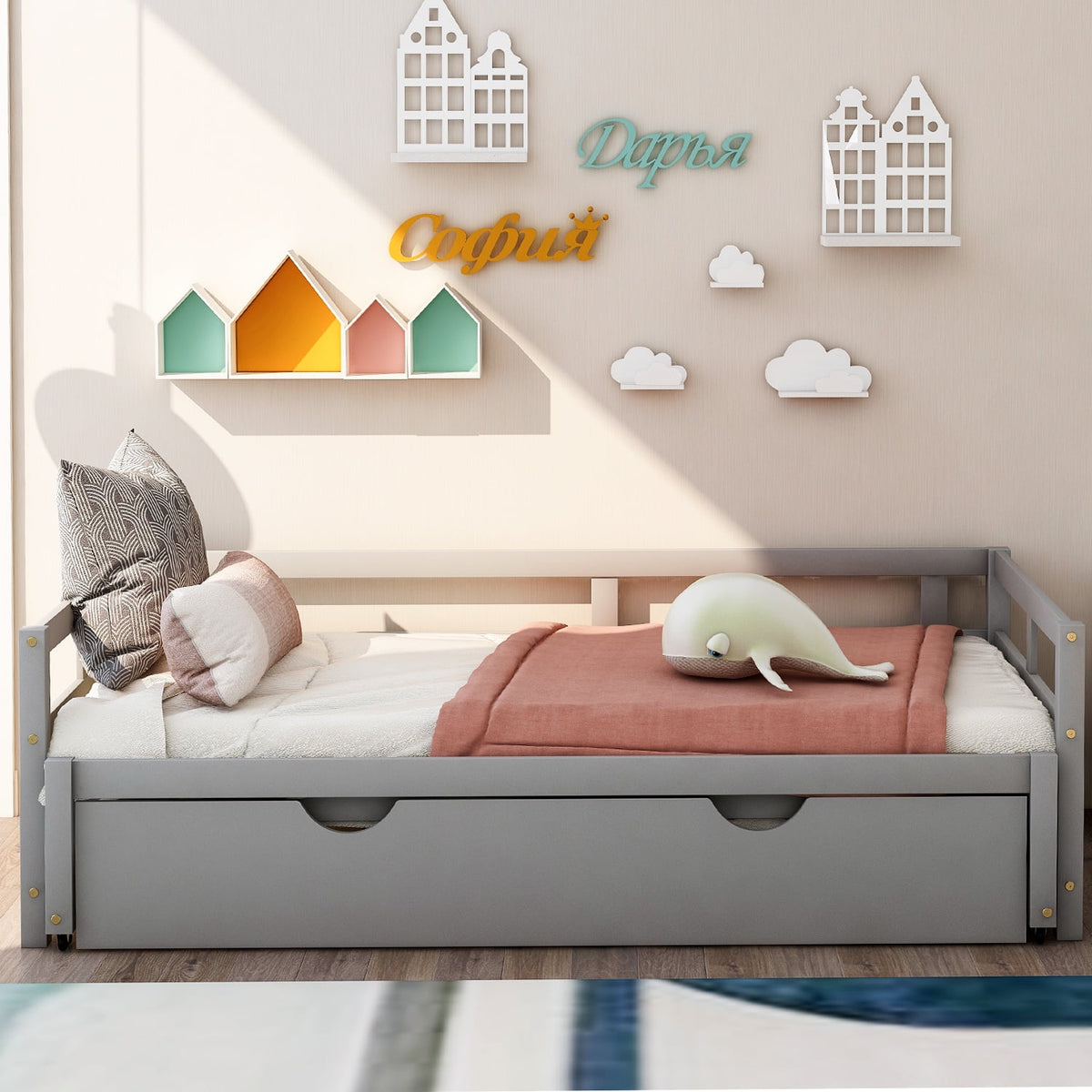Eden Tali expandable pine daybed with trundle view 1