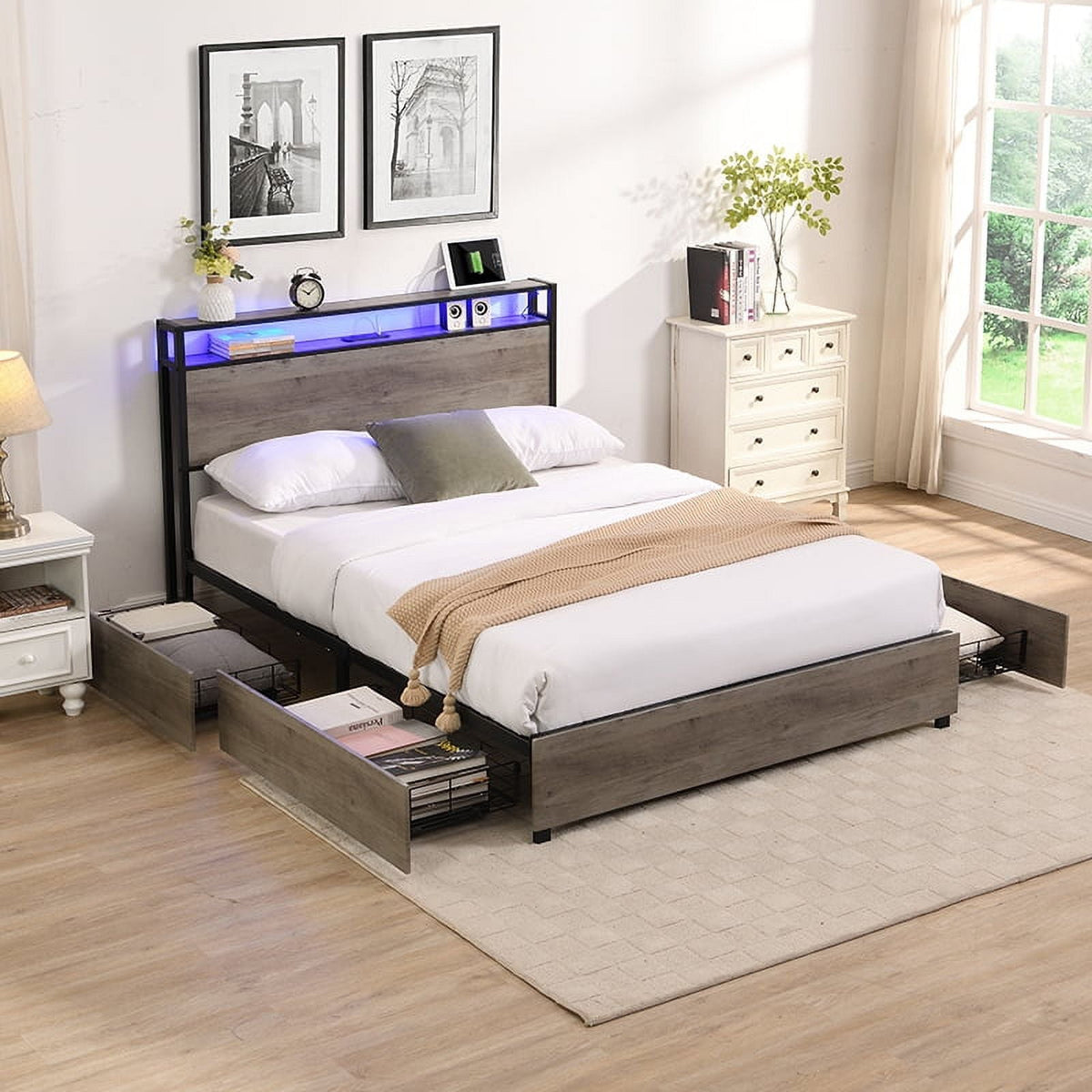 Eden Tali™ Retro Spindle Platform Bed Frame with Gourd Headboard